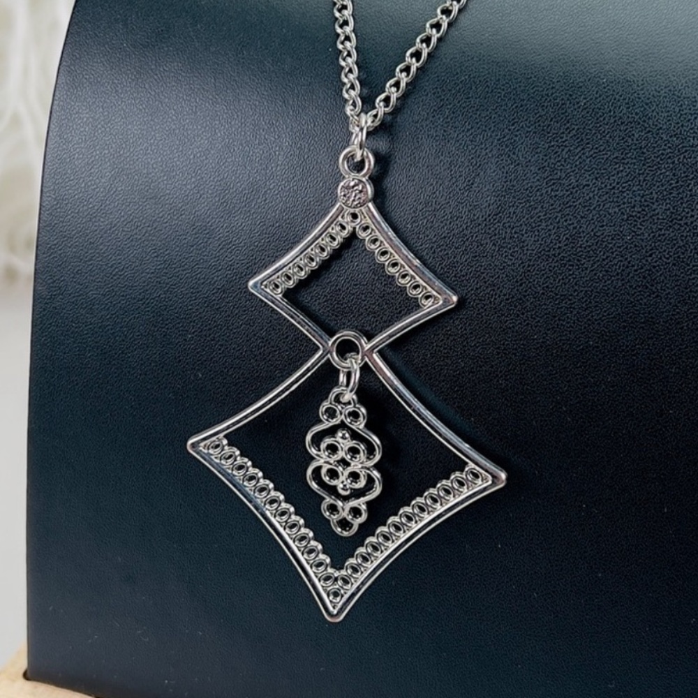 Pretty Lightweight Silvertone, Large Square Penda… - image 1